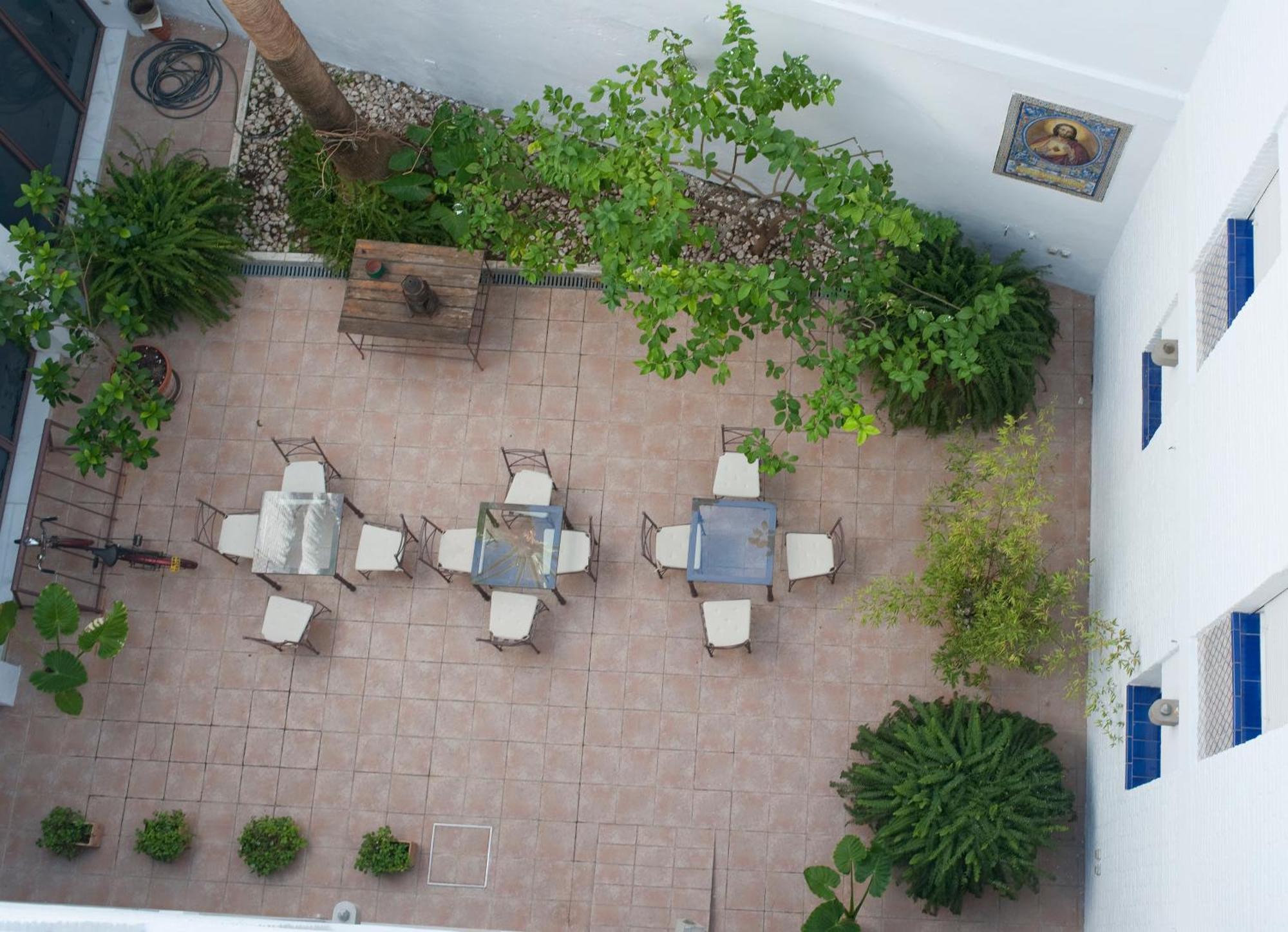 Hotel Alcántara Siviglia Esterno foto