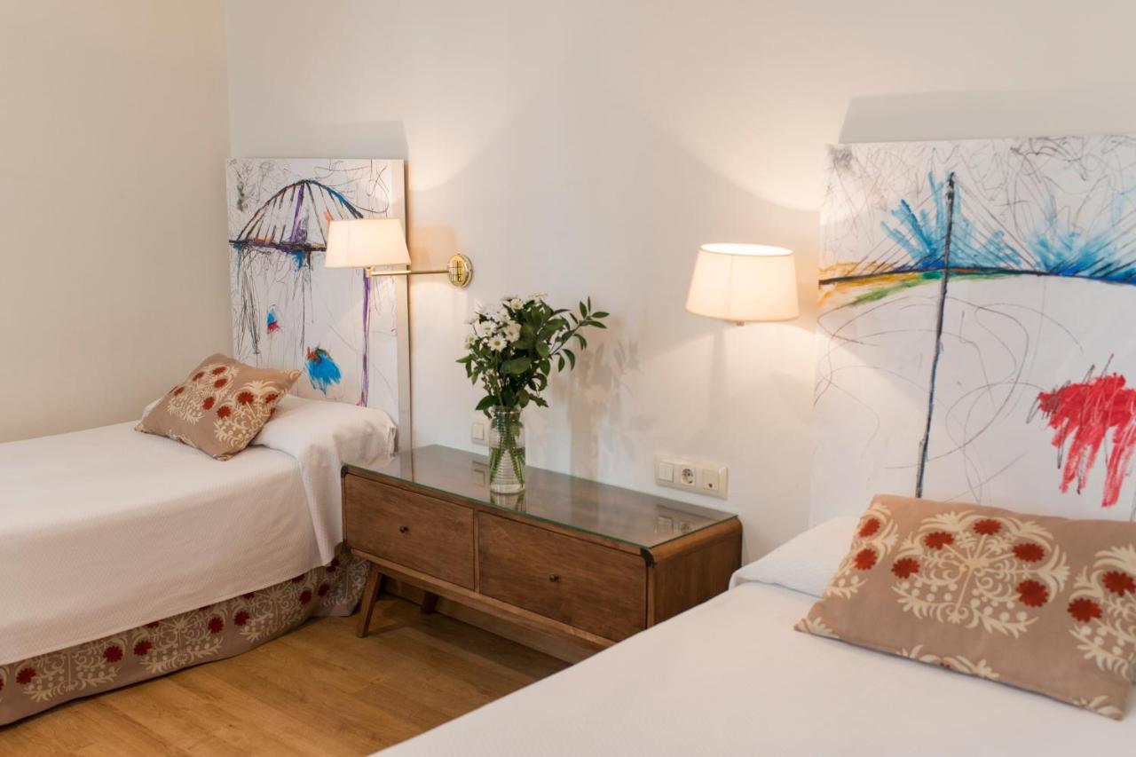 Hotel Alcántara Siviglia Esterno foto